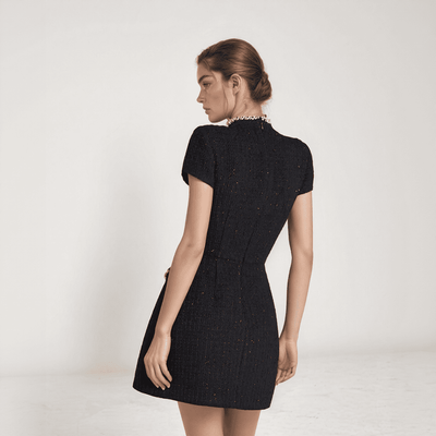 Élise – Robe Courte Chic à Poches Perles